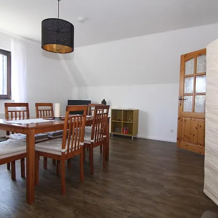Alte Praxis - Zentral & Ruhig In Simmern! Stellplatz * Kumbdchen