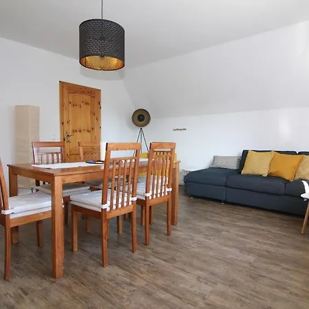 Apartment Alte Praxis - Zentral & Ruhig In Simmern! Stellplatz *