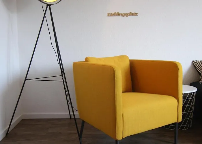 Alte Praxis - Zentral & Ruhig In Simmern! Stellplatz